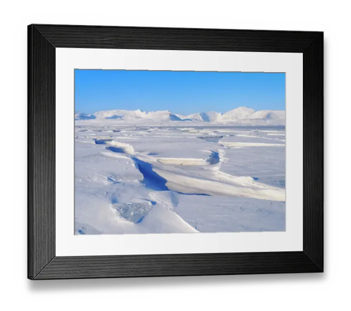 Framed Print : Landscape at frozen Gronfjorden, Island of Spitsbergen. Arctic region, Scandinavia, Norway, Svalbard