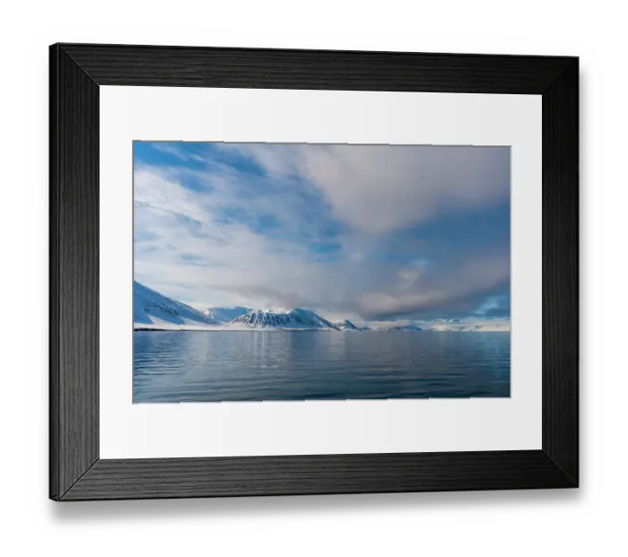 Framed Print : Snow covered mountains rise near the shore of Mushamna Bay. Spitsbergen Island, Svalbard, Norway Framed Print : Snow covered mountains rise near the shore of Mushamna Bay. Spitsbergen Island, Svalbard, Norway