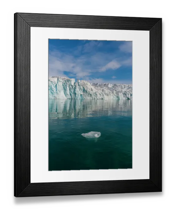 Framed Print : Lilliehook Glacier reflects on arctic waters. Lilliehookfjorden, Spitsbergen Island, Svalbard, Norway Framed Print : Lilliehook Glacier reflects on arctic waters. Lilliehookfjorden, Spitsbergen Island, Svalbard, Norway