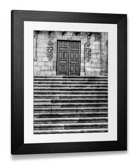 Framed Print : Blue entry door, adorned by branches of grapes, of the Casa Da Parra Santiago De Compostela or Parra House located in the Praza da Quintana de Vivos