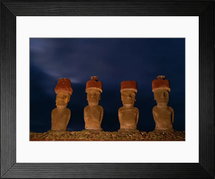 Framed Print : A view of the Moai of Anakena at night. Rapa Nui, Easter island, Chile Framed Print : A view of the Moai of Anakena at night. Rapa Nui, Easter island, Chile