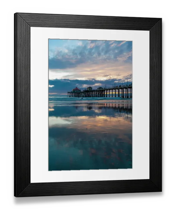 Framed Print : The Huntington Beach Pier and reflections on the wet beach at sunset. Huntington Beach, California Framed Print : The Huntington Beach Pier and reflections on the wet beach at sunset. Huntington Beach, California