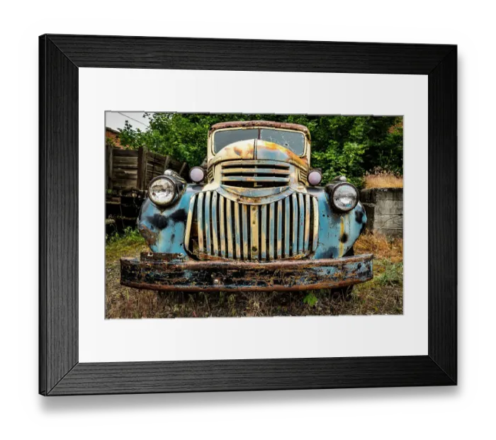 Framed Print : 1941-43 Chevrolet AK Series half-ton Pickup. USA, Washington State, Palouse, Colfax. (Editorial Use Only)