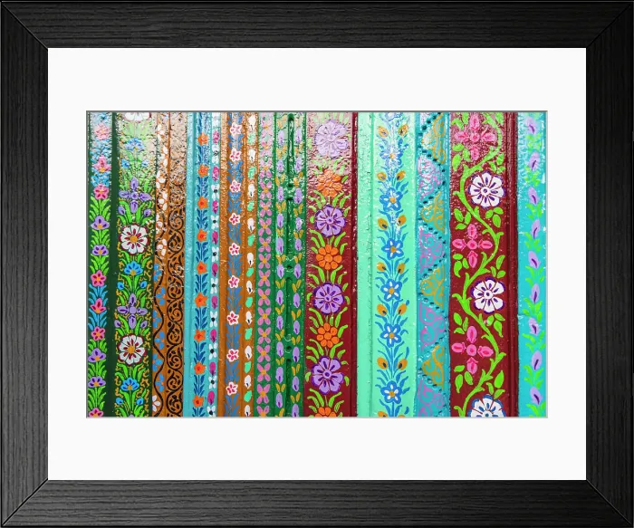 Framed Print : Shamwari, Srinagar, Jammu and Kashmir, India. Colorful painted decoration at the Khanqah-e-Moula mosque Framed Print : Shamwari, Srinagar, Jammu and Kashmir, India. Colorful painted decoration at the Khanqah-e-Moula mosque