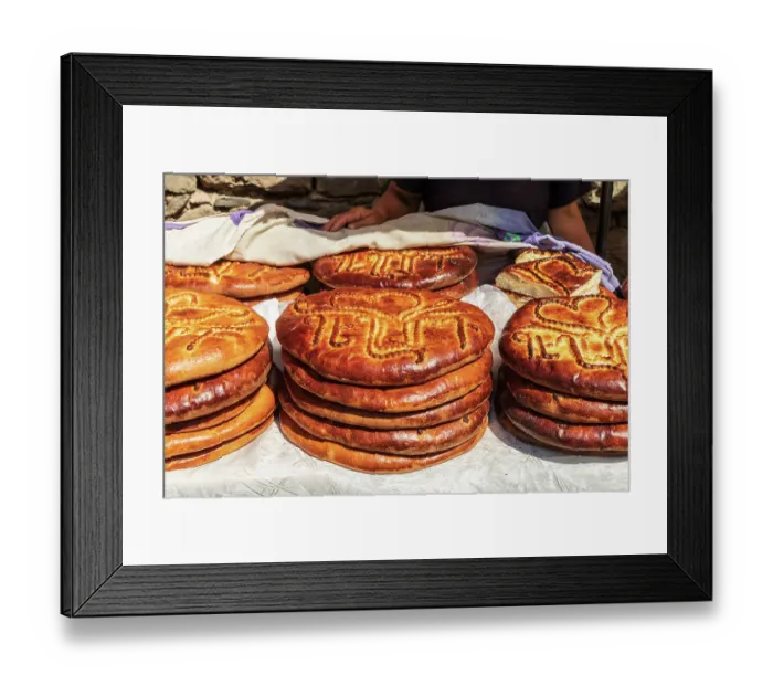 Framed Print : Armenia, Ararat Province, Goght. Ornately decorated Gata (sweet bread) for sale Framed Print : Armenia, Ararat Province, Goght. Ornately decorated Gata (sweet bread) for sale