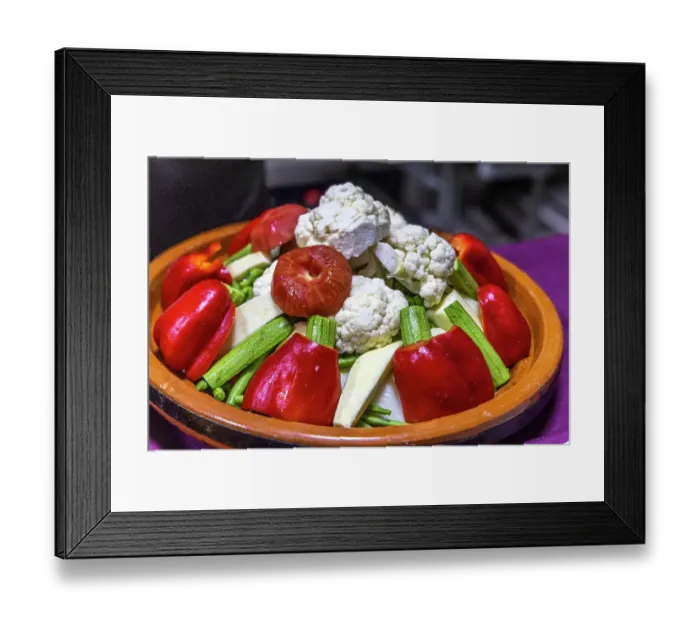 Framed Print : Morocco, Taroudant Province. Hotel Dar Zitoune, cooking food in a tagine Framed Print : Morocco, Taroudant Province. Hotel Dar Zitoune, cooking food in a tagine