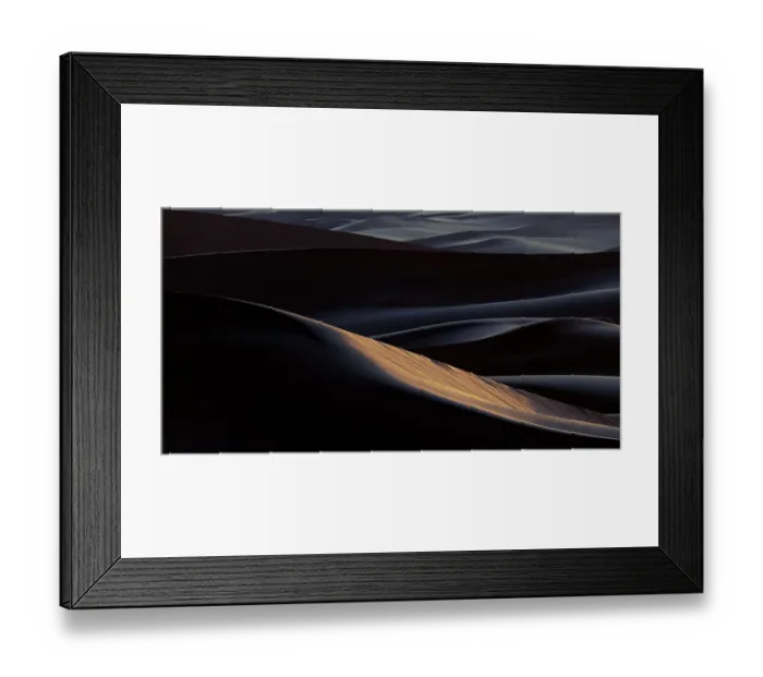 Framed Print : Africa, Erg Chebbi, Morocco. Desert dune contrast. ©Bill Young / Jaynes Gallery / DanitaDelimont.com Framed Print : Africa, Erg Chebbi, Morocco. Desert dune contrast. ©Bill Young / Jaynes Gallery / DanitaDelimont.com