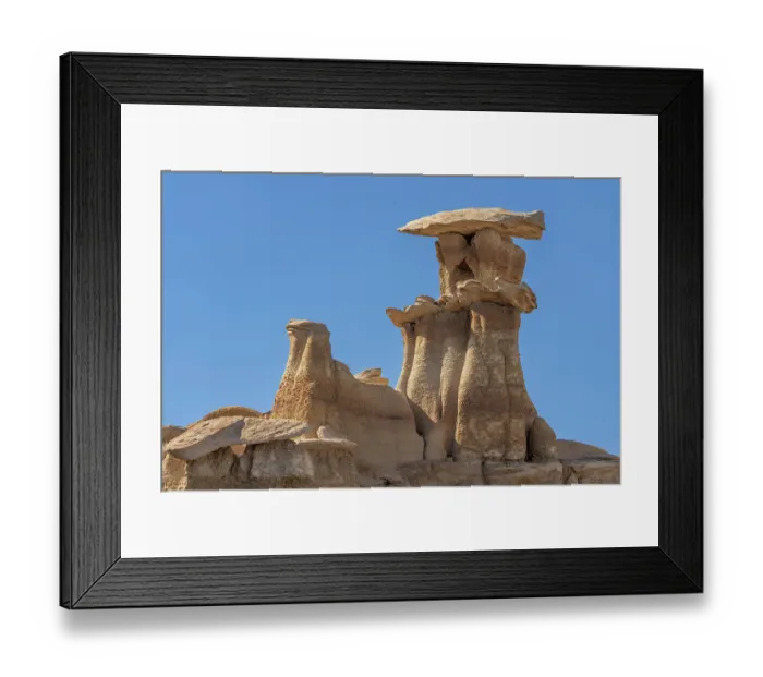 Framed Print : USA, New Mexico, Bisti / De-Na-Zin Wilderness. Hoodoo eroded formations in badlands Framed Print : USA, New Mexico, Bisti / De-Na-Zin Wilderness. Hoodoo eroded formations in badlands