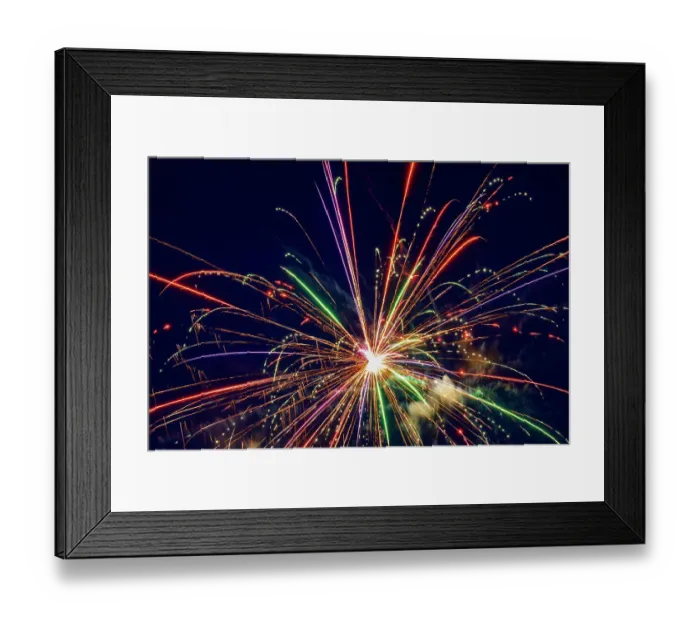 Framed Print : USA, Indiana, Carmel. Fourth of July fireworks. ©Wendy Kaveney  /  Jaynes Gallery  /  DanitaDelimont.com