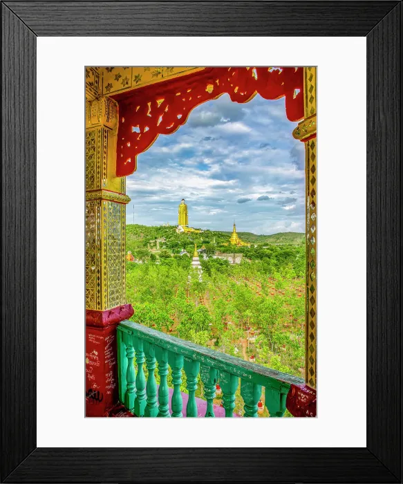Framed Print : Laykyun Sekkya Buddha, Myanmar. Portrait of world's tallest standing Buddha statue, built in 1995, is 116 m (381 ft) high with thirty one floors Framed Print : Laykyun Sekkya Buddha, Myanmar. Portrait of world's tallest standing Buddha statue, built in 1995, is 116 m (381 ft) high with thirty one floors