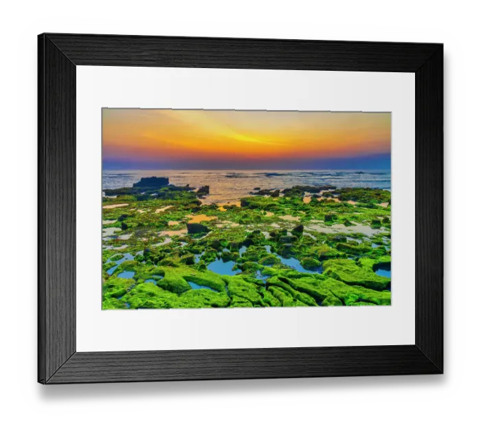 Framed Print : Sunset in Bali, Indonesia, a tropical paradise Framed Print : Sunset in Bali, Indonesia, a tropical paradise
