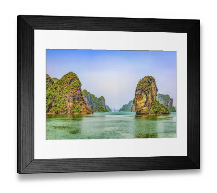 Framed Print : Ha Long Bay, Vietnam. Landscape view of limestone karsts and islets of the UNESCO Heritage Site