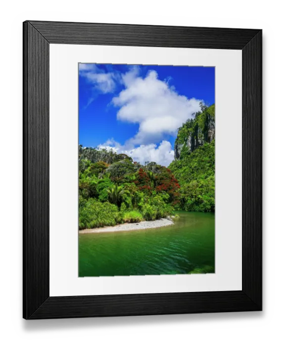 Framed Print : The Pororari River, Paparoa National Park, Punakaiki, New Zealand Framed Print : The Pororari River, Paparoa National Park, Punakaiki, New Zealand