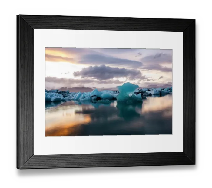 Framed Print : Jokulsarlon, Iceland. Iceberg's in Skaftafell National Park, Iceland Framed Print : Jokulsarlon, Iceland. Iceberg's in Skaftafell National Park, Iceland