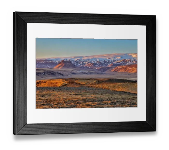 Framed Print : Iceland, Vik. Dyrholaey Lighthouse grounds