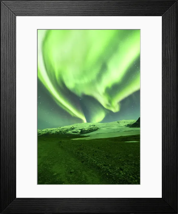 Framed Print : Iceland, Aurora Borealis near Fjallsarlon