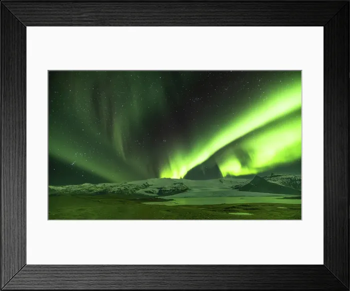 Framed Print : Iceland, Aurora Borealis near Fjallsarlon