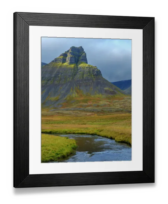 Framed Print : Iceland. Keldudalur and Gjalpardalur in Dyrafjordur during autumn Framed Print : Iceland. Keldudalur and Gjalpardalur in Dyrafjordur during autumn