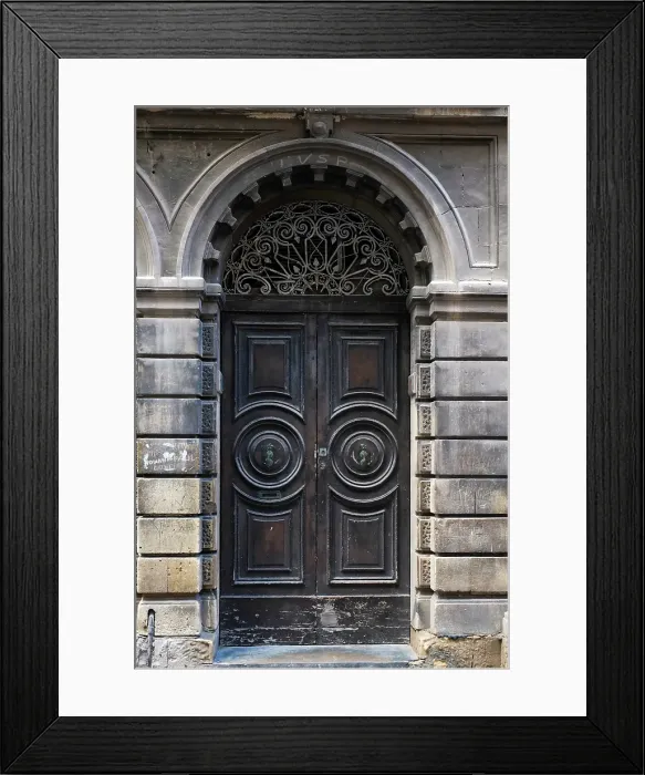 Framed Print : Valetta, Malta. Beautiful old carved wooden door