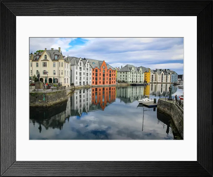 Framed Print : Alesund, Norway. Canal with colorful painted houses, boats, marina, sailor statue Framed Print : Alesund, Norway. Canal with colorful painted houses, boats, marina, sailor statue