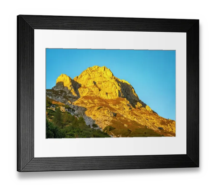 Framed Print : Slovenia, Triglav National Park. Sunset landscape with Julian Alps. ©Cathy & Gordon Illg / Jaynes Gallery / DanitaDelimont.com Framed Print : Slovenia, Triglav National Park. Sunset landscape with Julian Alps. ©Cathy & Gordon Illg / Jaynes Gallery / DanitaDelimont.com