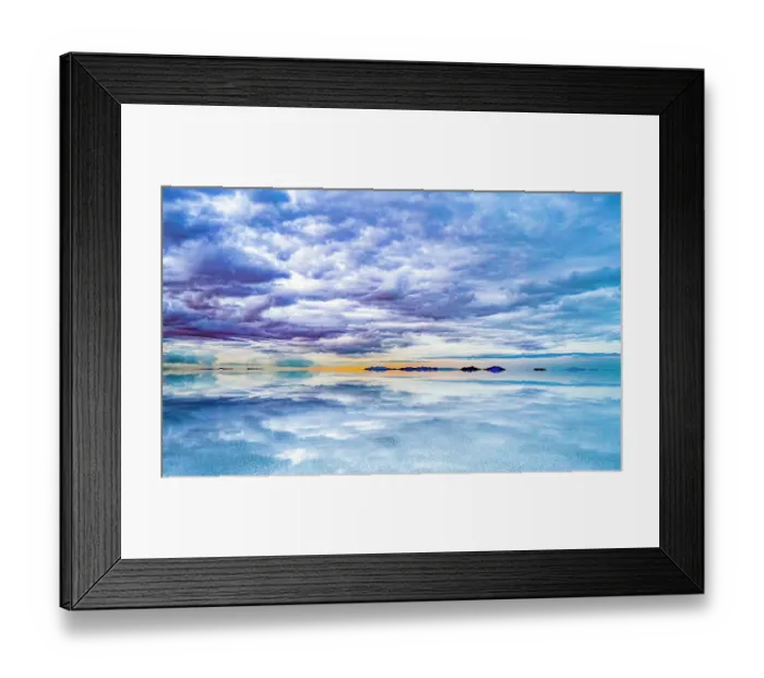 Framed Print : Salar de Uyuni, Bolivia. Wide angle landscape view at sunset of clouds hanging over the Salar de Uyuni, the world's largest salt flat Framed Print : Salar de Uyuni, Bolivia. Wide angle landscape view at sunset of clouds hanging over the Salar de Uyuni, the world's largest salt flat