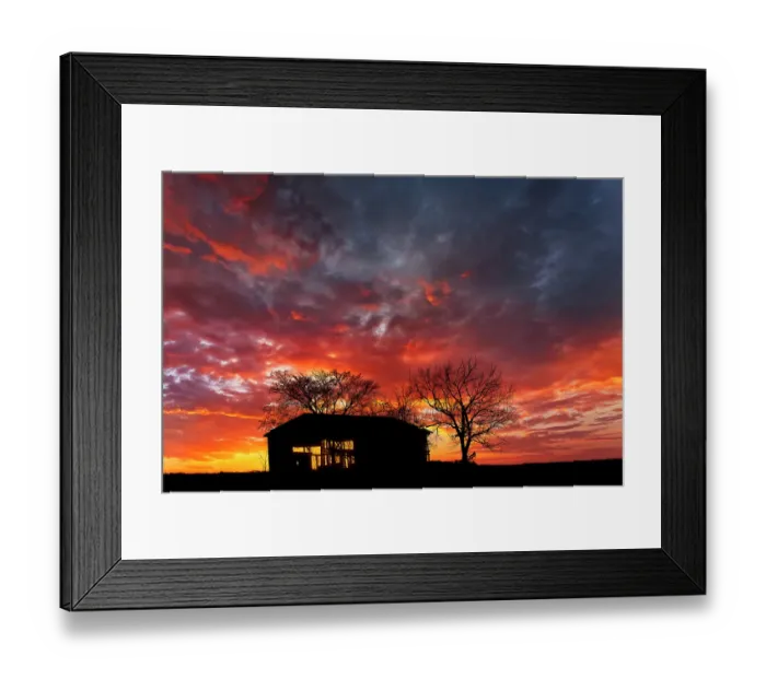 Framed Print : Old abandoned Kentucky tobacco barn at sunrise, near Lexington, Kentucky
