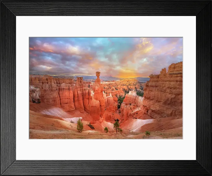 Framed Print : Thor's Hammer at sunrise Bryce Canyon National Park, Utah Framed Print : Thor's Hammer at sunrise Bryce Canyon National Park, Utah