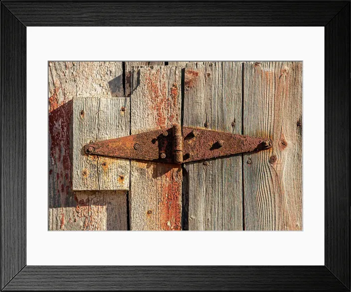 Framed Print : USA, Vermont, Newbury. Connecticut River Valley, weathered barn with peeling red paint, rusted hinge, Wells River Framed Print : USA, Vermont, Newbury. Connecticut River Valley, weathered barn with peeling red paint, rusted hinge, Wells River