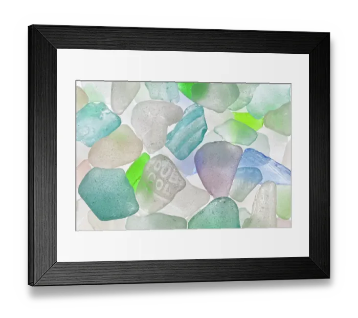 Framed Print : USA, Washington State, Seabeck. Close-up of beach glass. ©Don Paulson / Jaynes Gallery / DanitaDelimont.com Framed Print : USA, Washington State, Seabeck. Close-up of beach glass. ©Don Paulson / Jaynes Gallery / DanitaDelimont.com