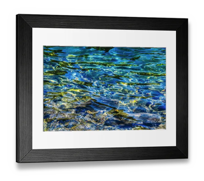 Framed Print : Gold Lake water reflections, Snoqualmie Pass, Washington State, Usa Framed Print : Gold Lake water reflections, Snoqualmie Pass, Washington State, Usa