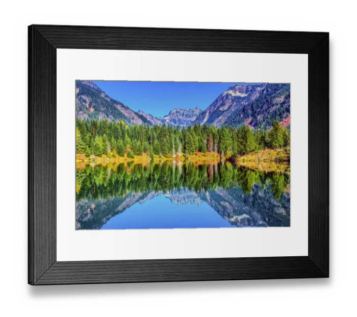Framed Print : Gold Lake reflection Mount Chikamin, Snoqualmie Pass, Wenatchee National Forest, Washington State, Usa Framed Print : Gold Lake reflection Mount Chikamin, Snoqualmie Pass, Wenatchee National Forest, Washington State, Usa
