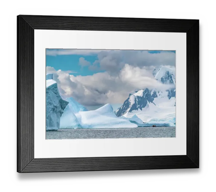 Framed Print : Antarctica, Yalour Islands. Tourists in Zodiacs viewing icebergs. ©Cathy & Gordon Illg / Jaynes Gallery / DanitaDelimont.com Framed Print : Antarctica, Yalour Islands. Tourists in Zodiacs viewing icebergs. ©Cathy & Gordon Illg / Jaynes Gallery / DanitaDelimont.com