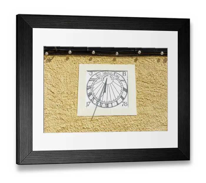 Framed Print : Middleham, Wensleydale, North Yorkshire, England. Sundial at the ruins of Middleham Castle. (Editorial Use Only) Framed Print : Middleham, Wensleydale, North Yorkshire, England. Sundial at the ruins of Middleham Castle. (Editorial Use Only)