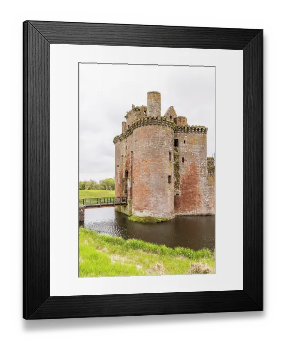 Framed Print : Caerlaverock Castle, Dumfries, Dumfries and Galloway, Scotland. The 13th century ruins of Caerlaverock Castle. (Editorial Use Only) Framed Print : Caerlaverock Castle, Dumfries, Dumfries and Galloway, Scotland. The 13th century ruins of Caerlaverock Castle. (Editorial Use Only)
