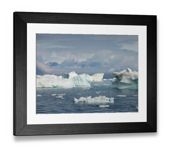 Framed Print : Landscape in the Uummannaq Fjord, northwest of Greenland beyond the arctic circle. Greenland, Danish Territory Framed Print : Landscape in the Uummannaq Fjord, northwest of Greenland beyond the arctic circle. Greenland, Danish Territory