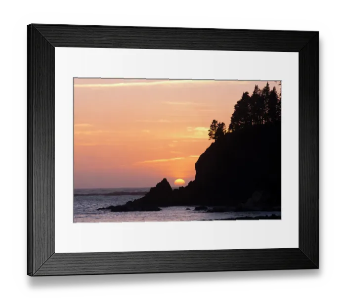 Framed Print : Oregon, Sunset Bay State Park. Sunset behind rocky point Framed Print : Oregon, Sunset Bay State Park. Sunset behind rocky point