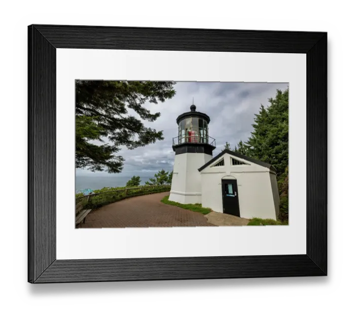 Framed Print : Cape Meares Lighthouse near Tillamook, Oregon, USA Framed Print : Cape Meares Lighthouse near Tillamook, Oregon, USA