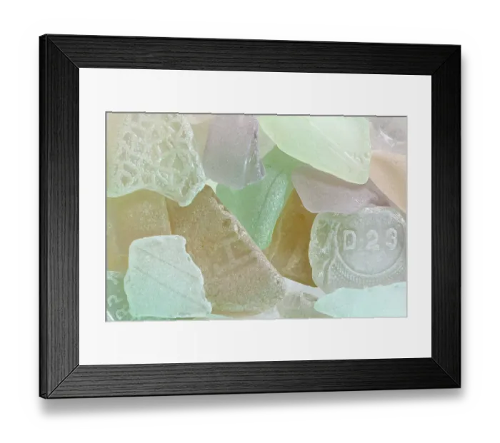 Framed Print : USA, Washington State, Seabeck. Close-up of beach glass. ©Don Paulson / Jaynes Gallery / DanitaDelimont.com Framed Print : USA, Washington State, Seabeck. Close-up of beach glass. ©Don Paulson / Jaynes Gallery / DanitaDelimont.com