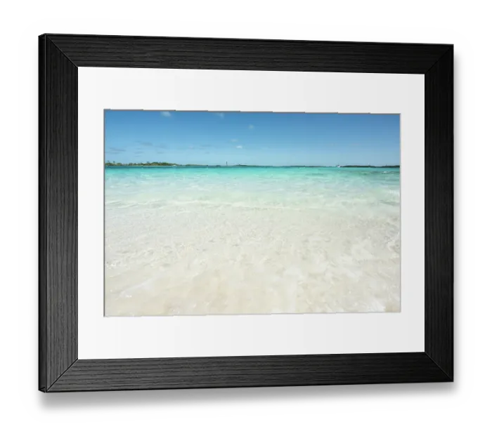 Framed Print : Bahamas, Exuma, Norman Cay. Beautiful crystal clear blue waters surrounding the island in the Caribbean Framed Print : Bahamas, Exuma, Norman Cay. Beautiful crystal clear blue waters surrounding the island in the Caribbean