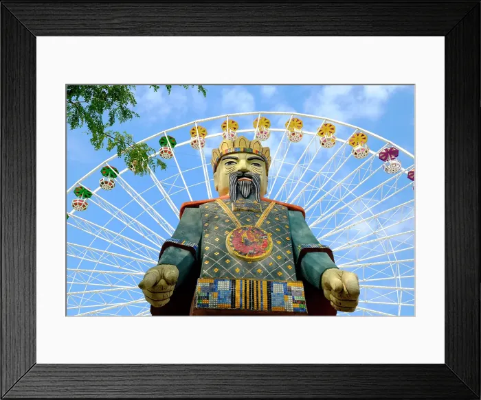 Framed Print : Vienna, Austria. Ferris wheel ride at the Famous Prater Amusement Park and Gardens. (Editorial Use Only)