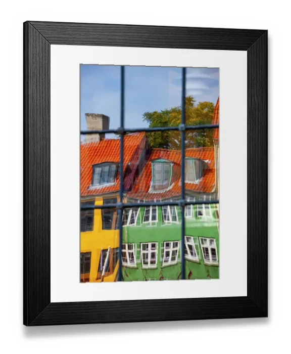 Framed Print : Nyhavn harbor, Copenhagen, Denmark Framed Print : Nyhavn harbor, Copenhagen, Denmark
