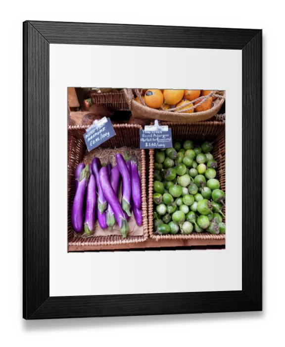 Framed Print : London, England, Great Britain. Borough Hall Market, fresh food, vendors and produce market. Farm fresh produce Framed Print : London, England, Great Britain. Borough Hall Market, fresh food, vendors and produce market. Farm fresh produce