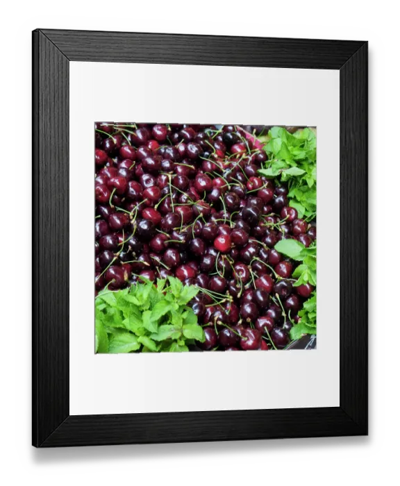 Framed Print : London, England, Great Britain. Borough Hall Market, fresh food, vendors and produce market. Farm fresh produce