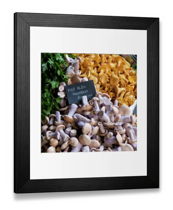 Framed Print : London, England, Great Britain. Borough Hall Market, fresh food, vendors and produce market. Farm fresh produce