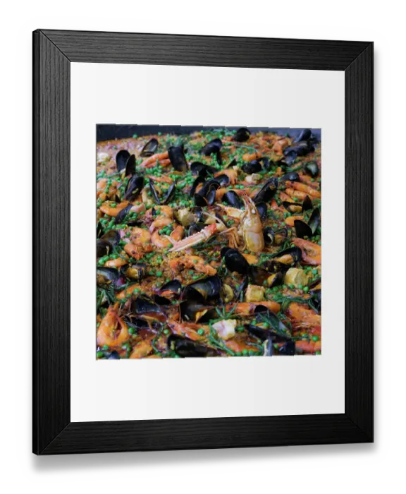 Framed Print : London, England, Great Britain. Borough Hall Market, fresh food, vendors and produce market. Spanish chefs prepare traditional paella daily Framed Print : London, England, Great Britain. Borough Hall Market, fresh food, vendors and produce market. Spanish chefs prepare traditional paella daily