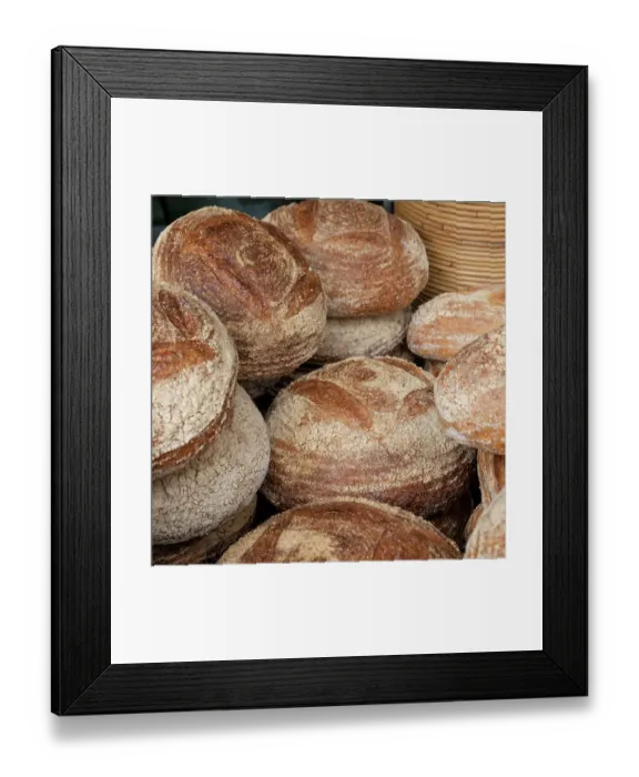 Framed Print : London, England, Great Britain. Borough Hall Market, fresh food, vendors and produce market. Delicious baked goods Framed Print : London, England, Great Britain. Borough Hall Market, fresh food, vendors and produce market. Delicious baked goods