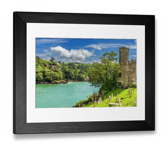 Framed Print : Graves Castle, Dartmouth, Devon, England. Castle originally built 1300's to protect harbor and River Dart