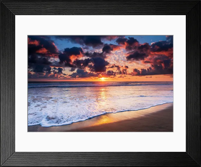 Framed Print : Sunset over the Pacific at Playa Matapalo, Puntarenas Province, Costa Rica Framed Print : Sunset over the Pacific at Playa Matapalo, Puntarenas Province, Costa Rica