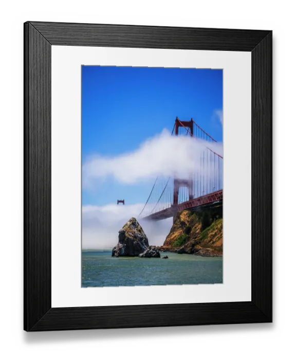 Framed Print : The Golden Gate Bridge surrounded by fog, San Francisco, California, USA Framed Print : The Golden Gate Bridge surrounded by fog, San Francisco, California, USA